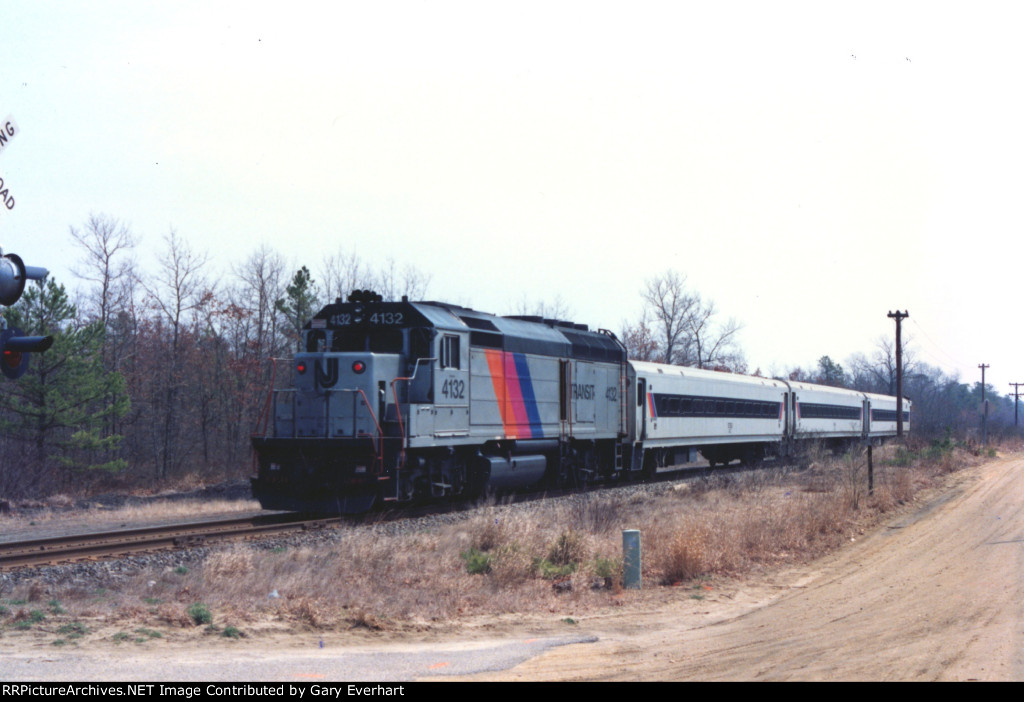 NJT GP40FH-2 #4132 - New Jersey Transit